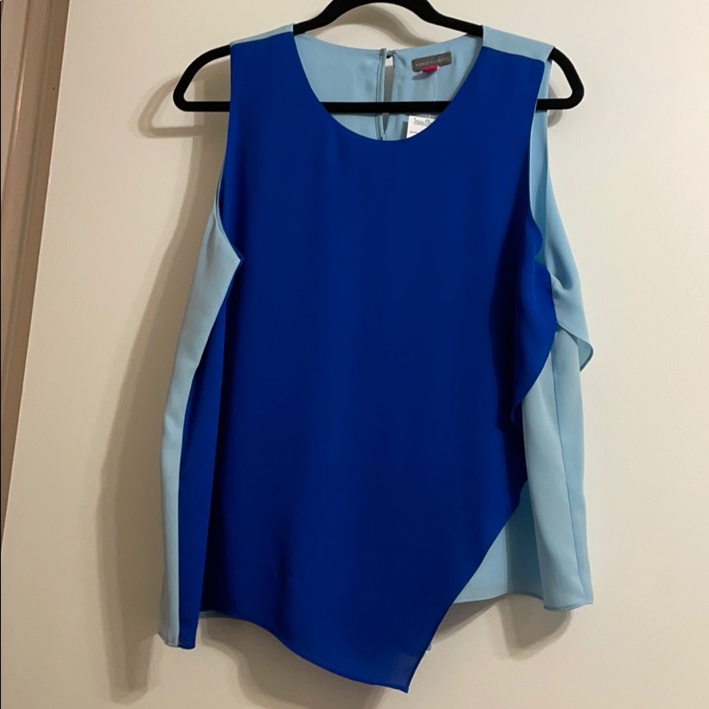 Asymmetrical sleeveless two-tone blue blouse